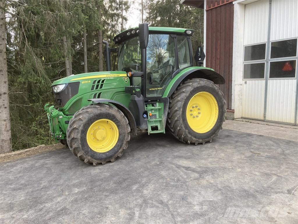 John Deere 6130 R الجرارات