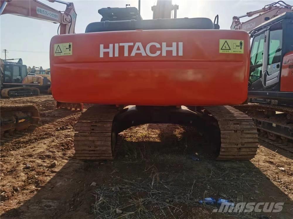 Hitachi ZX210 حفارات زحافة
