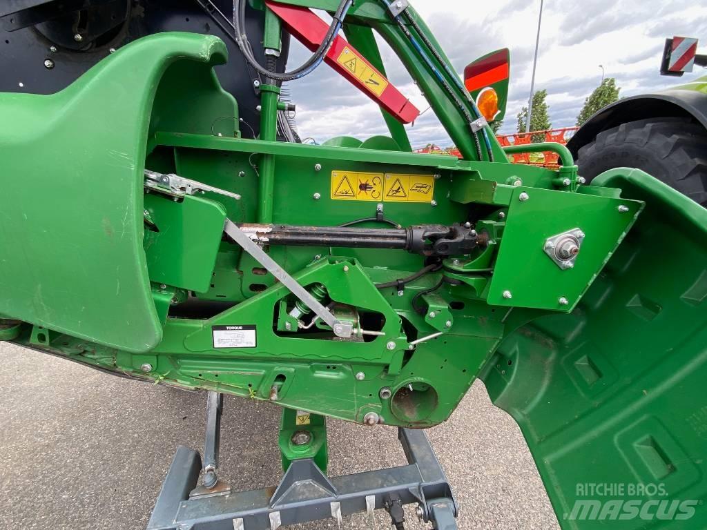 John Deere T 670 i حصادات
