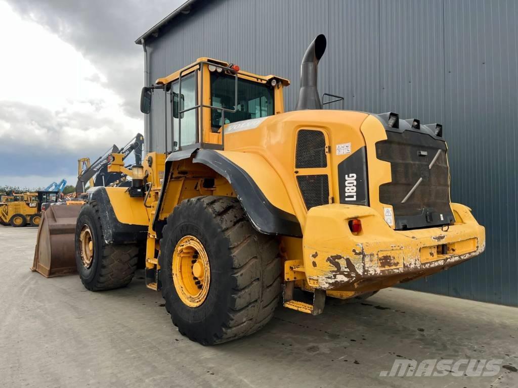 Volvo L180G لوادر بعجل