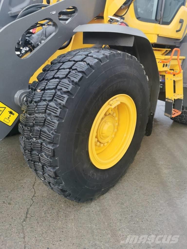 Volvo L 90 H2 لوادر بعجل