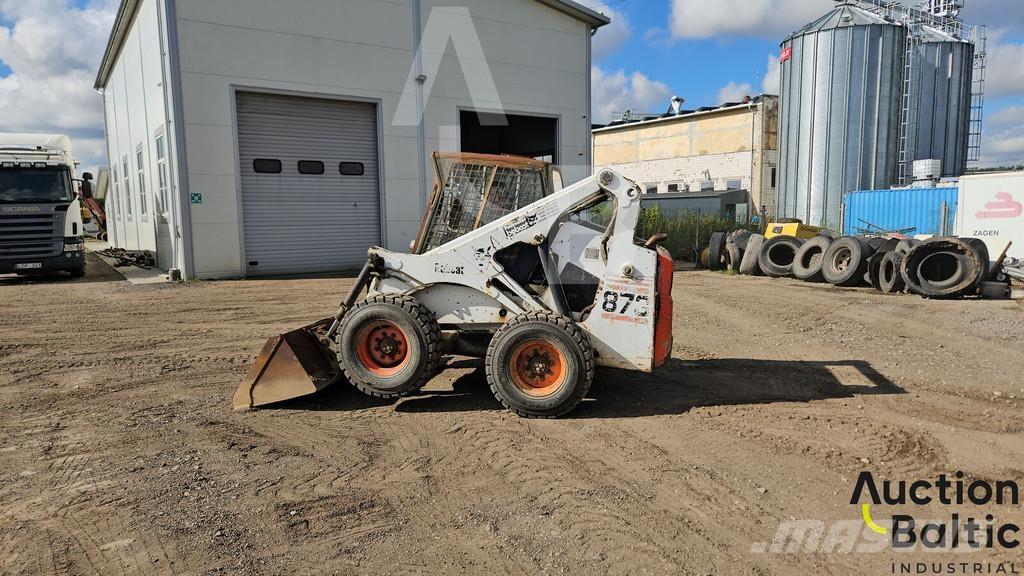 Bobcat 873 لوادر انزلاقية التوجيه