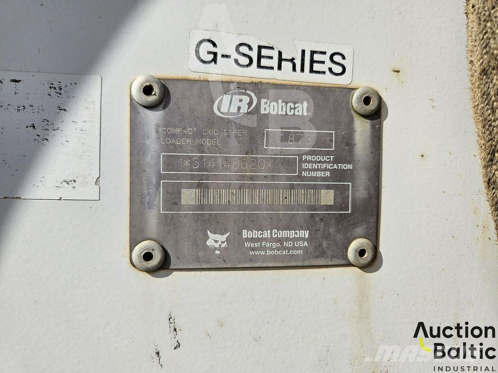 Bobcat 873 لوادر انزلاقية التوجيه