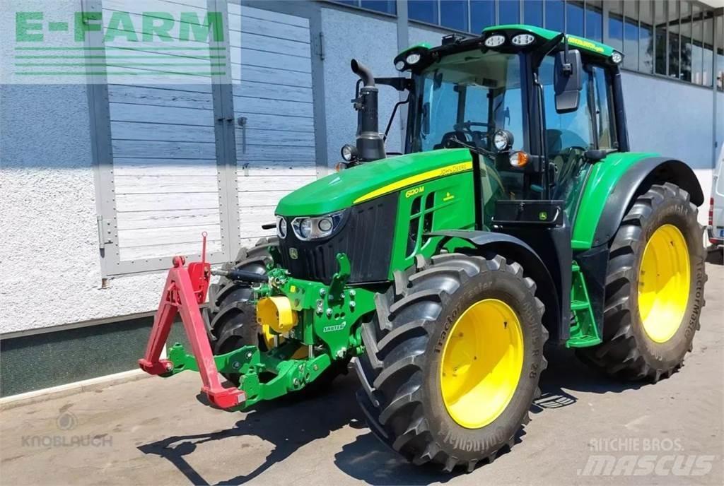 John Deere 6120m الجرارات
