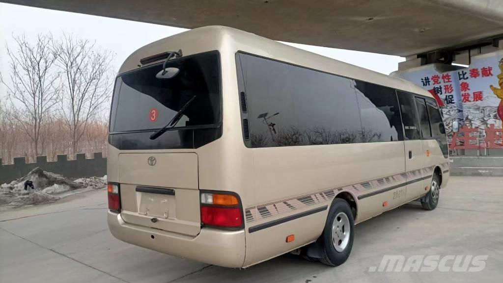 Toyota Coaster Bus حافلة صغيرة