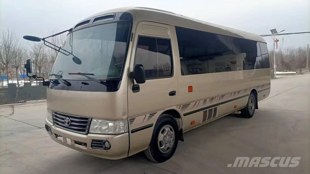 Toyota Coaster Bus حافلة صغيرة
