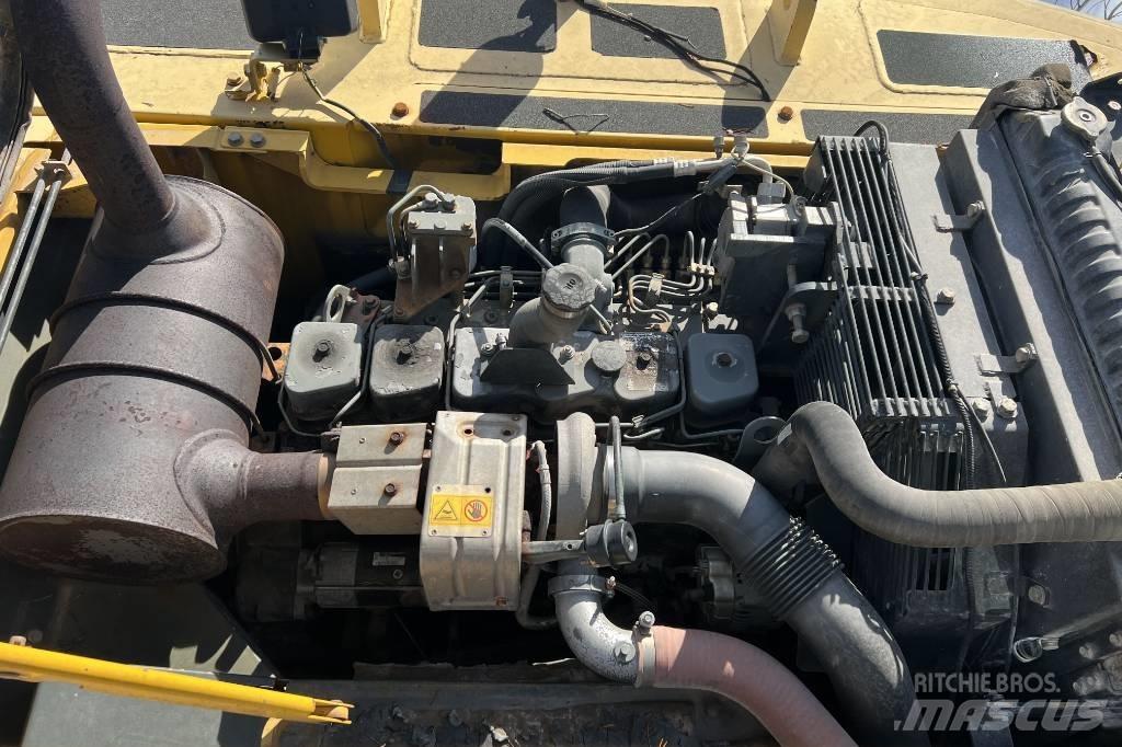 Komatsu PC 290 NLC حفارات زحافة
