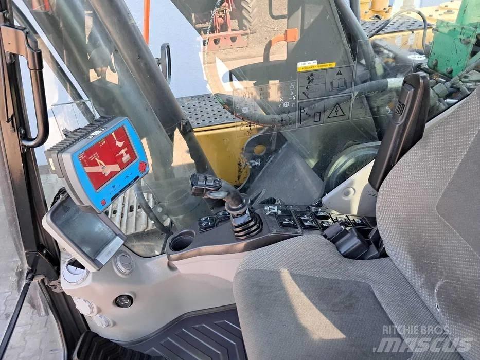 Volvo EC 220 DL حفارات زحافة