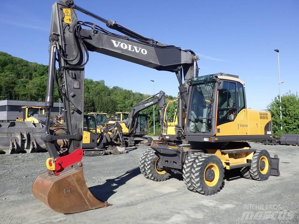 Volvo EW 180 C حفارات بعجل