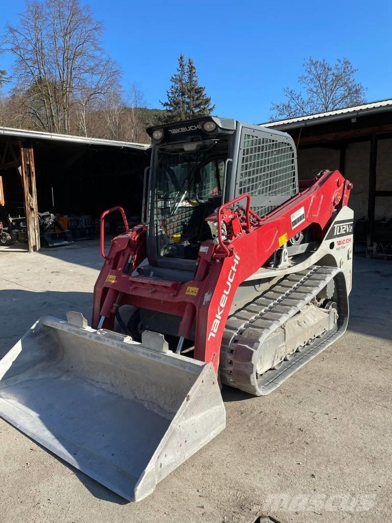 Takeuchi TL12 V2 لوادر انزلاقية التوجيه