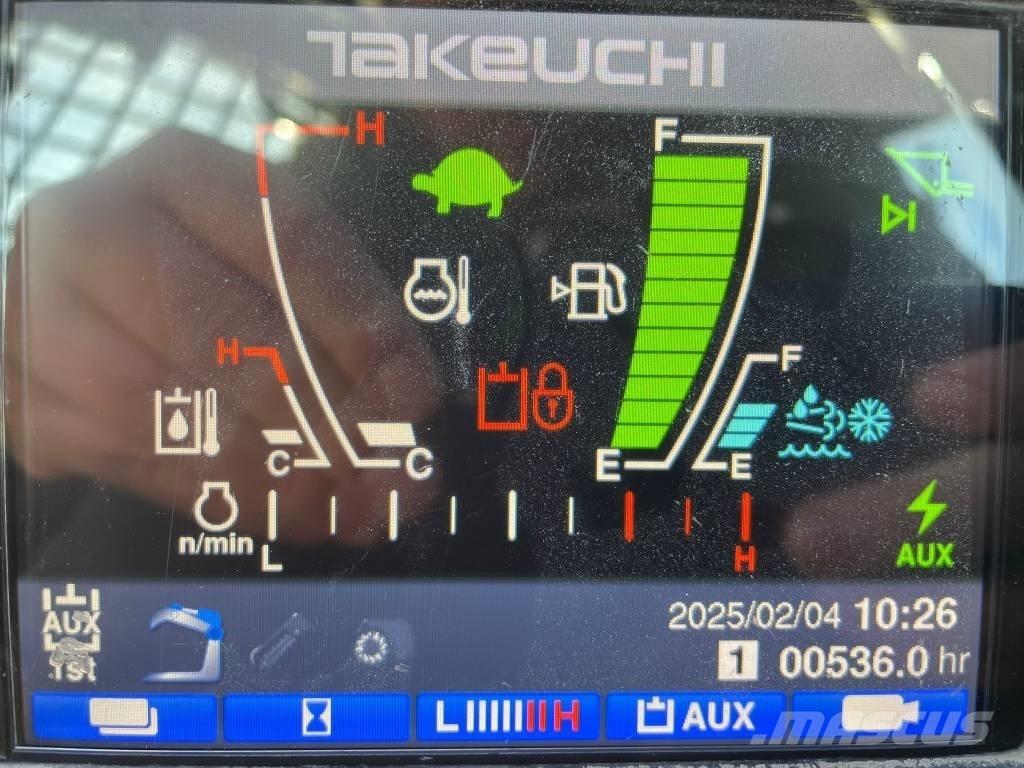 Takeuchi TL12 V2 لوادر انزلاقية التوجيه