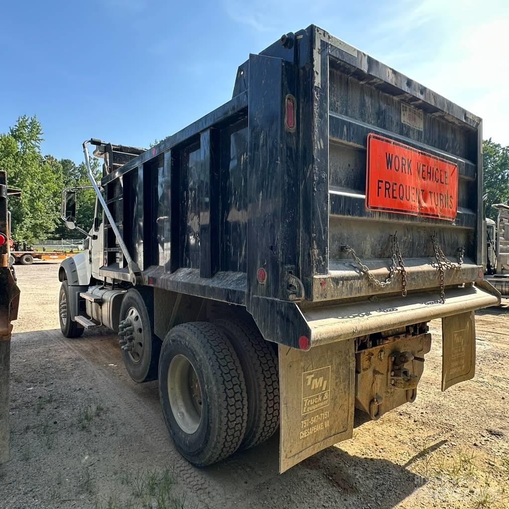 Mack GR 42 F9 شاحنات قلابة