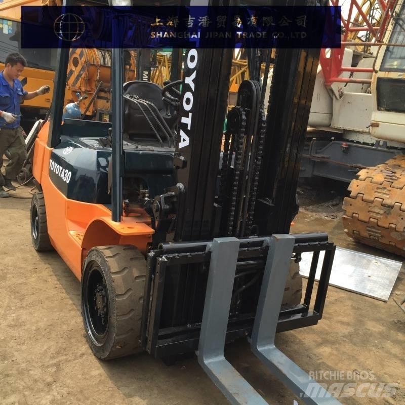 Toyota 7F شاحنات الديزل
