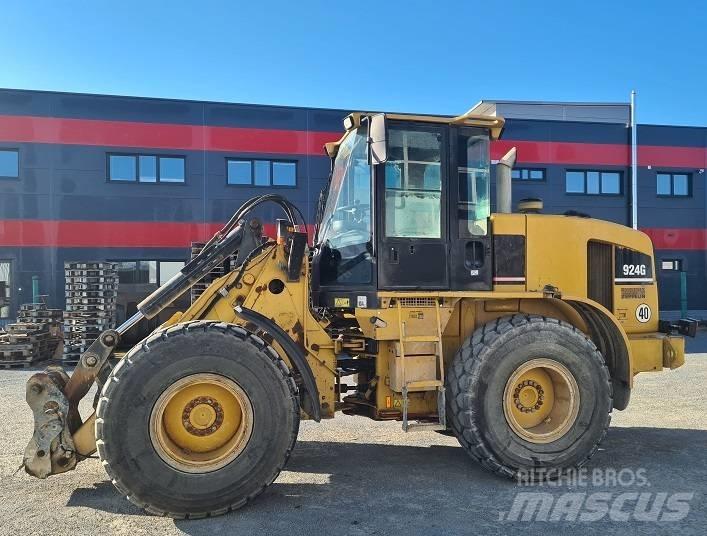 CAT 924 G لوادر بعجل