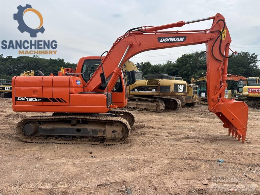 Doosan DX 120 حفارات وسط 7 طن - 12 طن