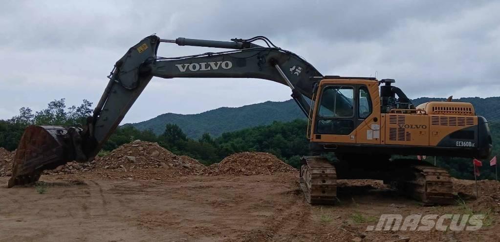 Volvo EC 360 B LC حفارات زحافة