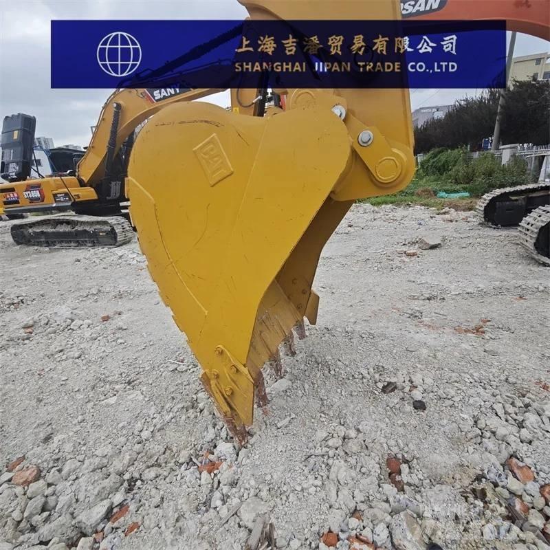 CAT 340 D حفارات زحافة