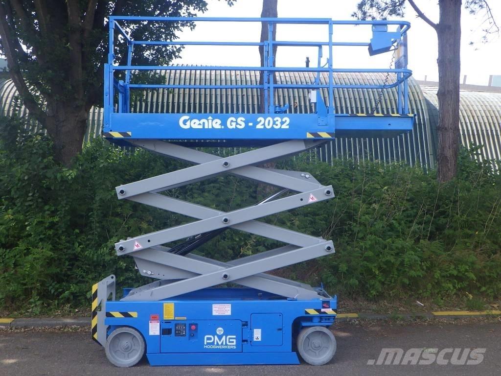 Genie GS2032 رافعات مقصية الشكل