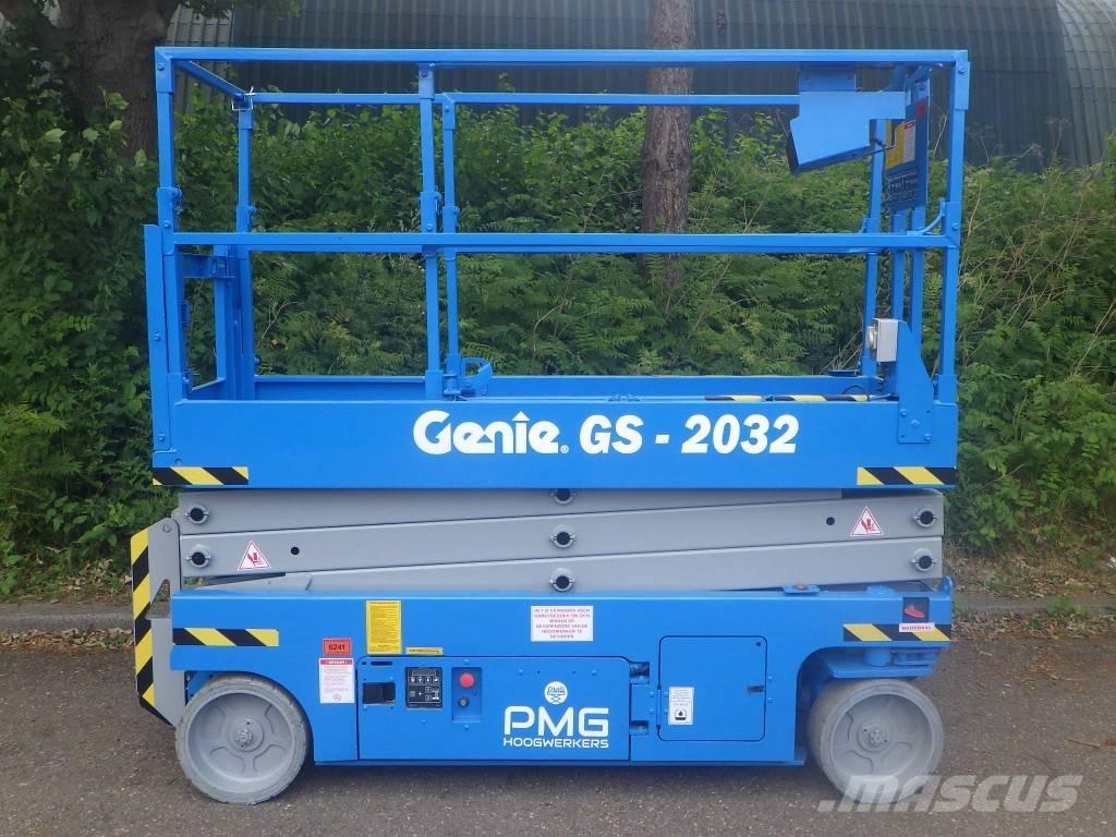 Genie GS2032 رافعات مقصية الشكل