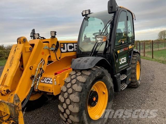 JCB 538-60 معدات مناولة لأغراض الزراعة