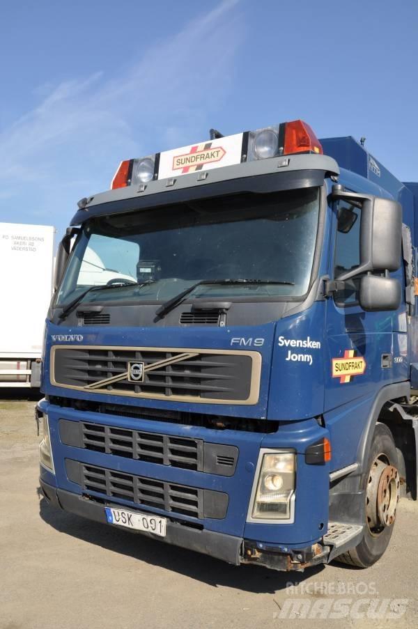 Volvo FM9 4X2 300 شاحنات المخلفات