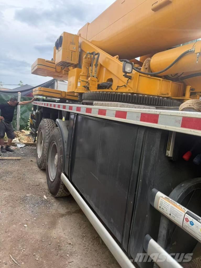 XCMG QY80K5C رافعات صالحة لكل أنواع الطرق