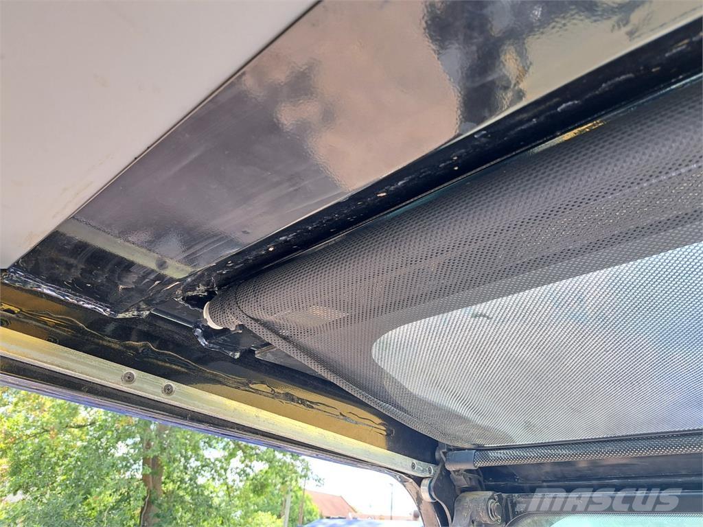 CAT M 315 D 4X4 أخرى