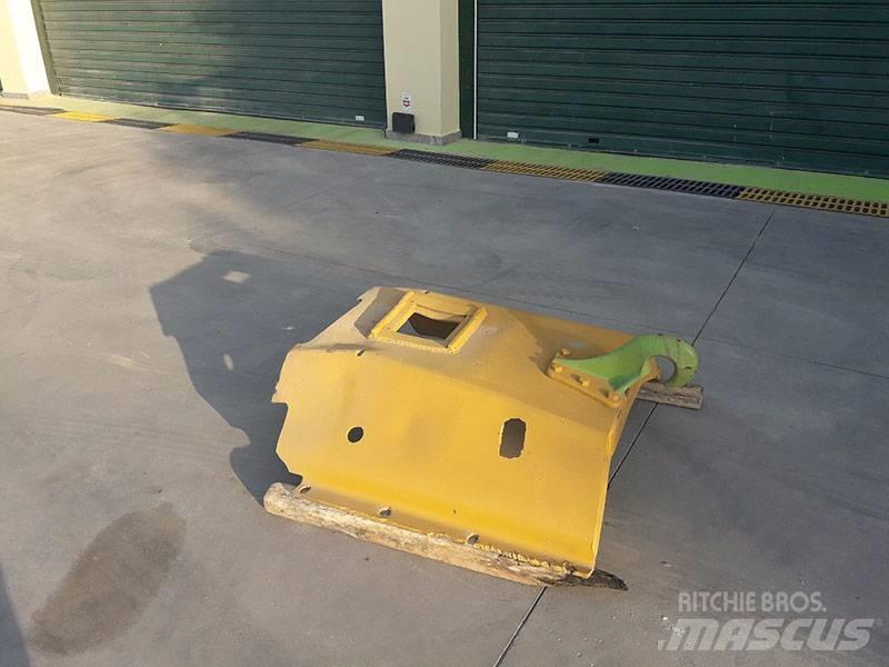 CAT D 8 K مكونات أخرى