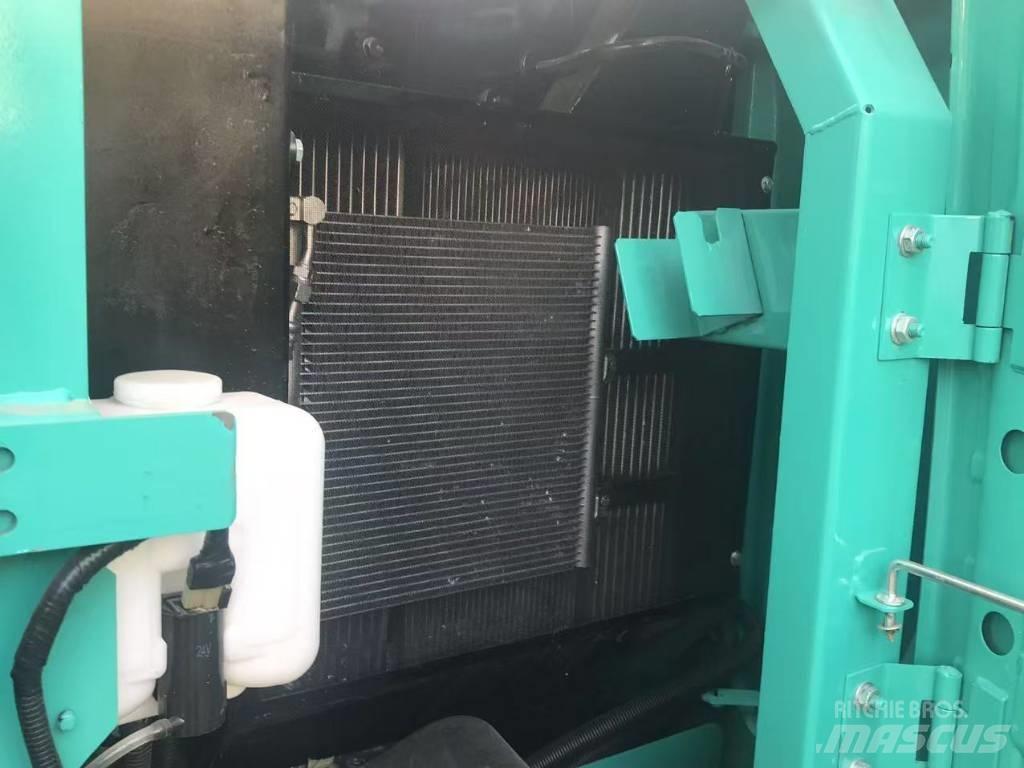Kobelco SK 75 حفارات وسط 7 طن - 12 طن