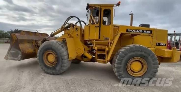 Volvo L 160 لوادر بعجل