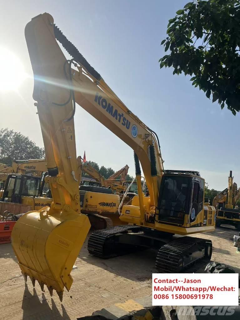 Komatsu PC 220-8 حفارات زحافة