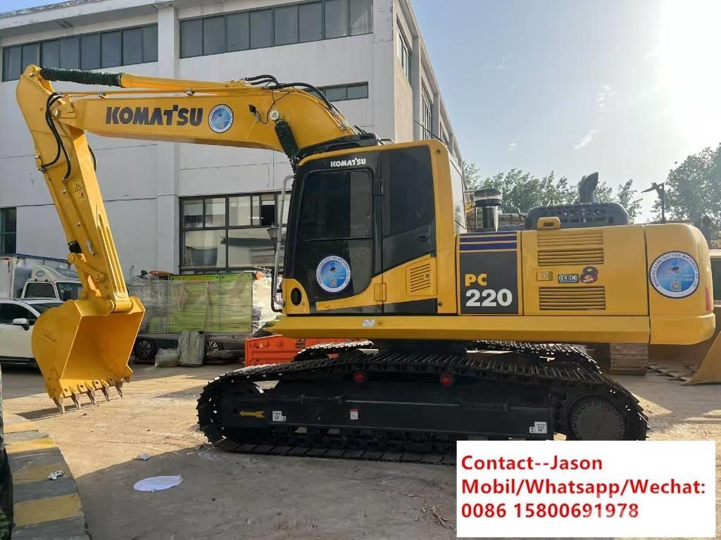 Komatsu PC 220-8 حفارات زحافة