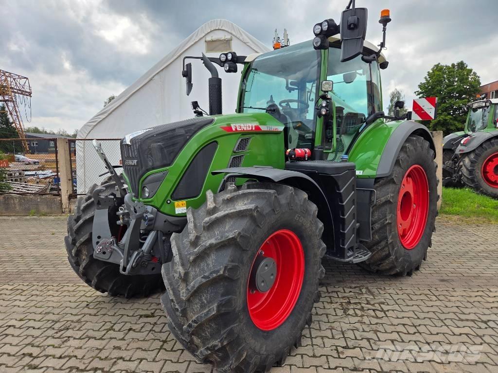 Fendt 724 Vario الجرارات