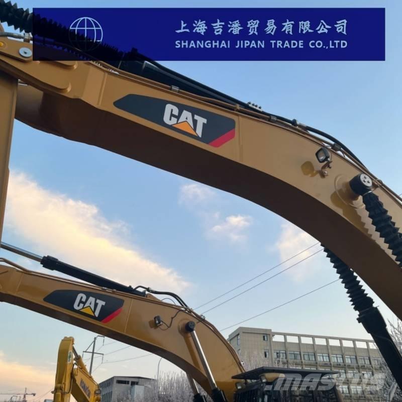 CAT 349 D حفارات زحافة