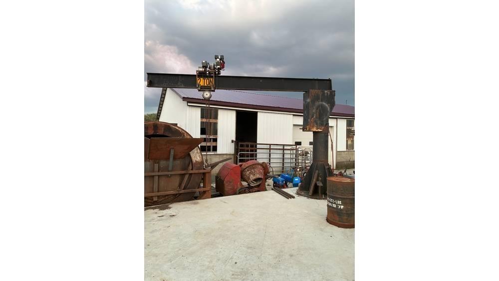  Crane and Winch رافعات علوية وقنطرية