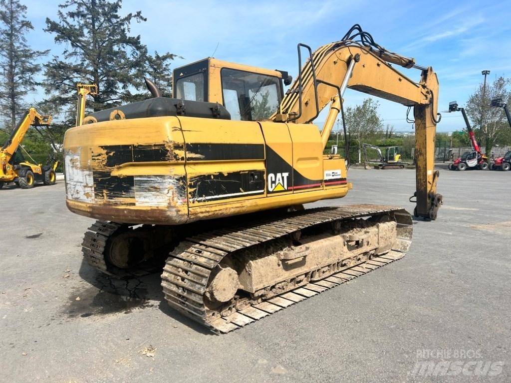 CAT 317 حفارات زحافة