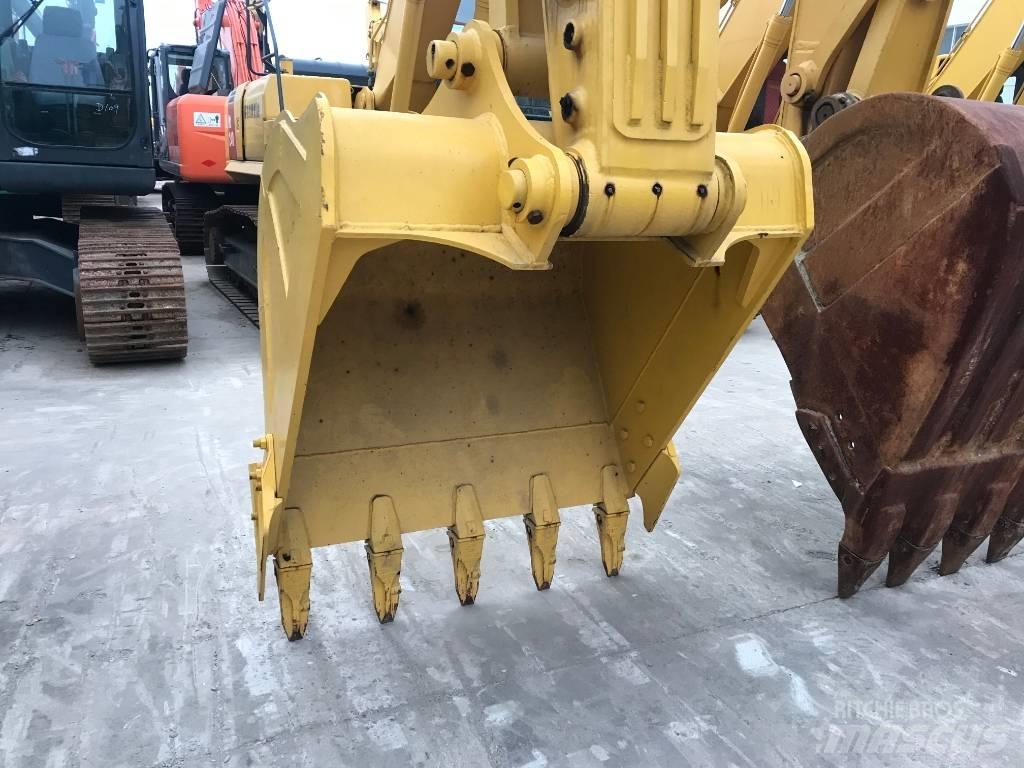 Komatsu PC 240 LC-8 حفارات زحافة