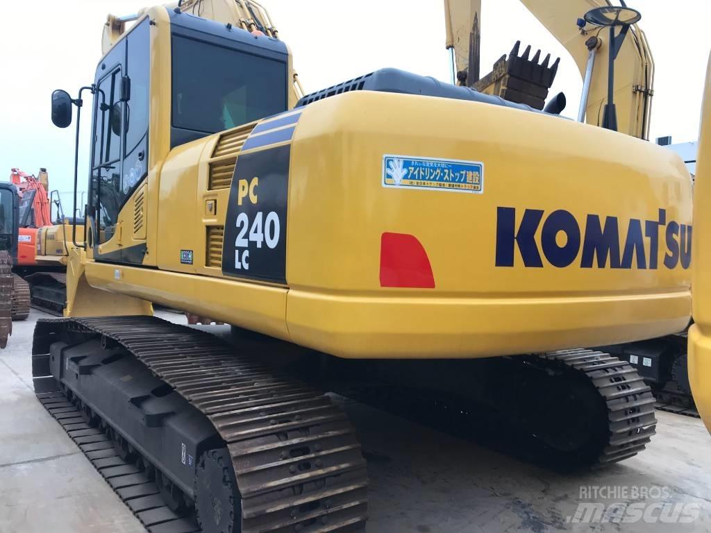 Komatsu PC 240 LC-8 حفارات زحافة