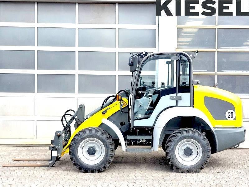 Kramer 5050 لوادر انزلاقية التوجيه