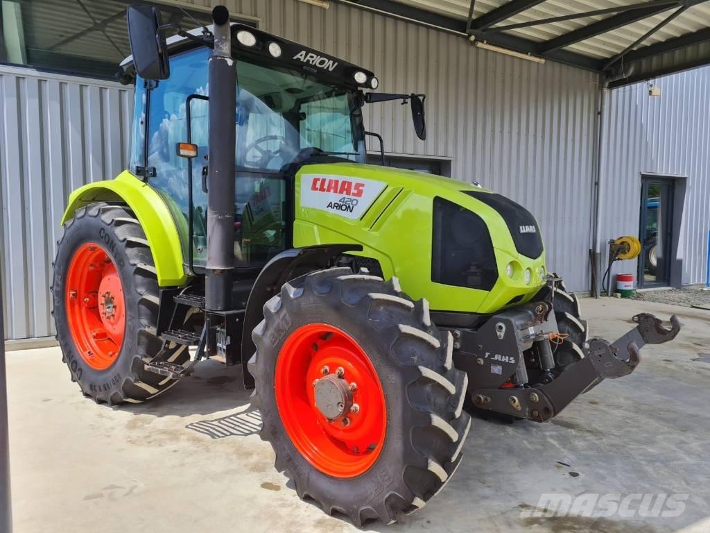 CLAAS Arion 420 الجرارات