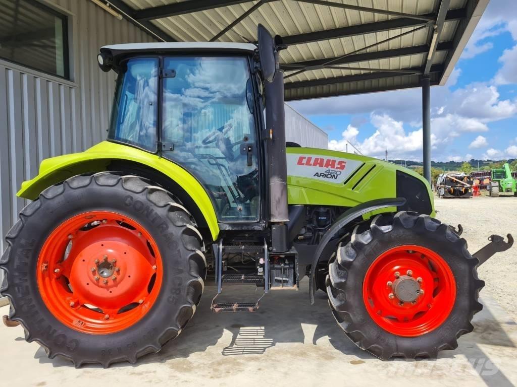 CLAAS Arion 420 الجرارات