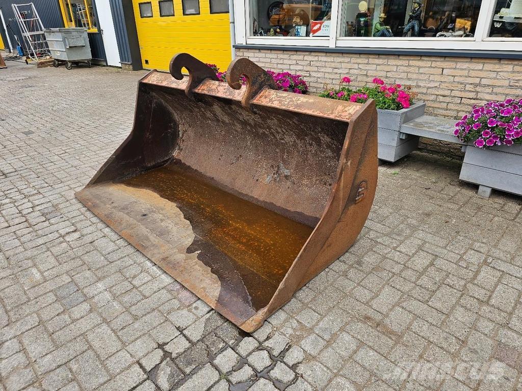  Onbekend Slotenbak دلاء