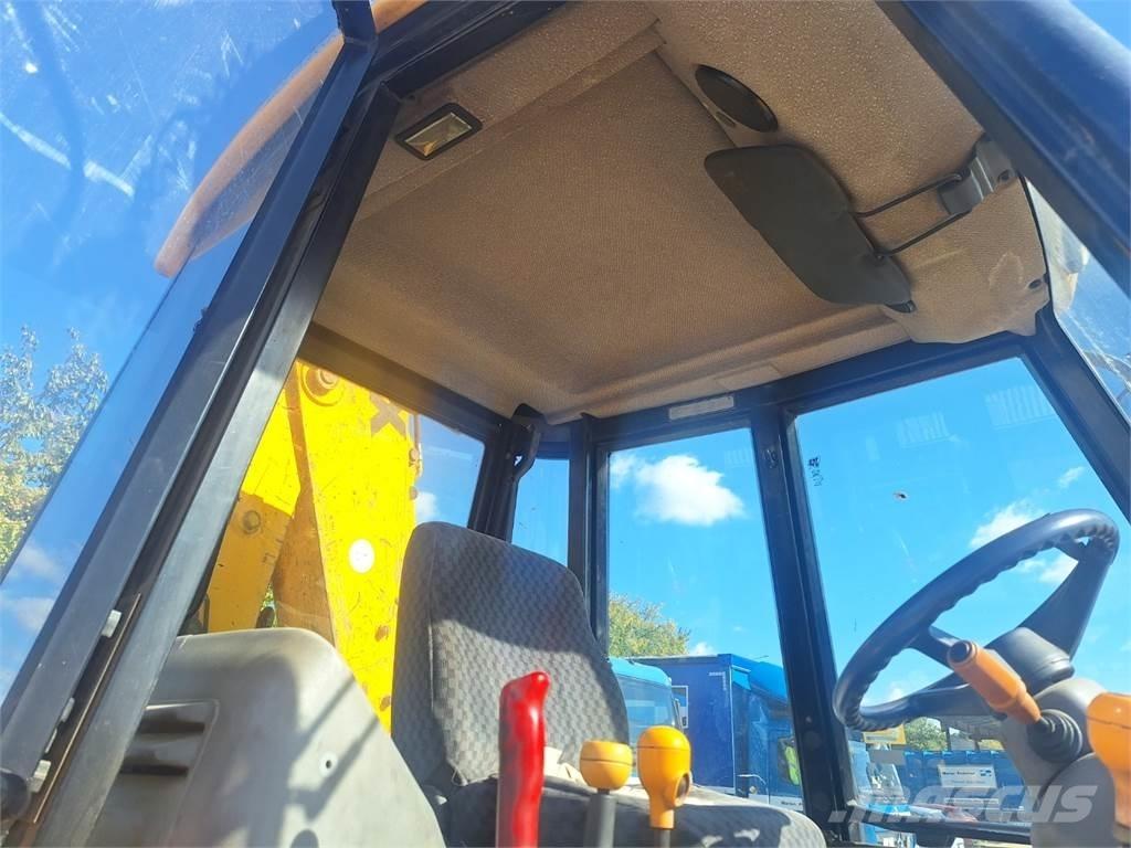 JCB 3CX 4X4 أخرى
