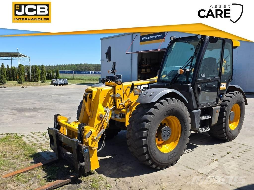 JCB 560-80 Agri Plus رافعة تلسكوبية