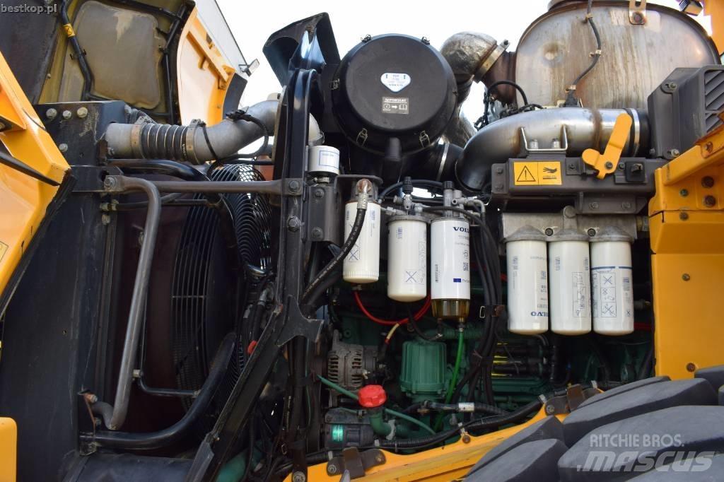Volvo L 220 H لوادر بعجل