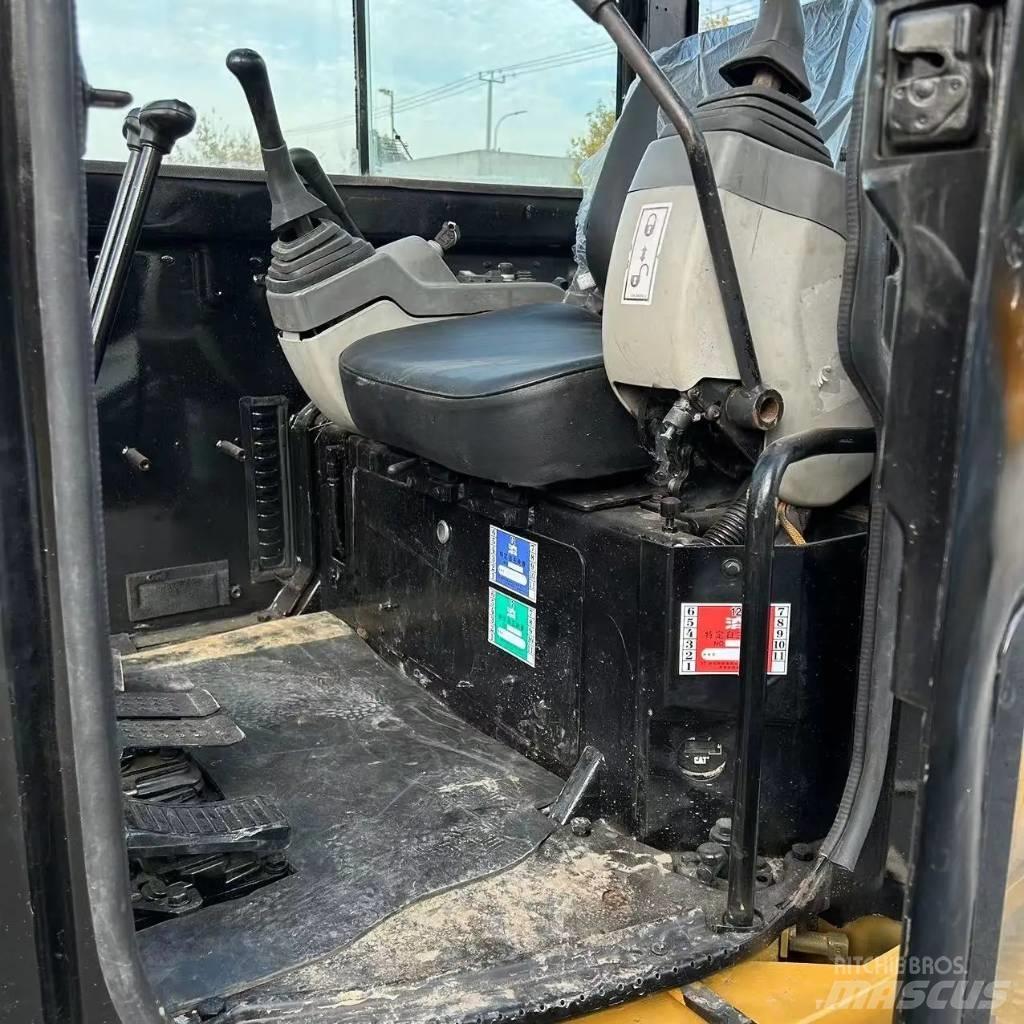 CAT 304 C CR حفارات صغيرة أقل من 7 طن (حفارات صغيرة)