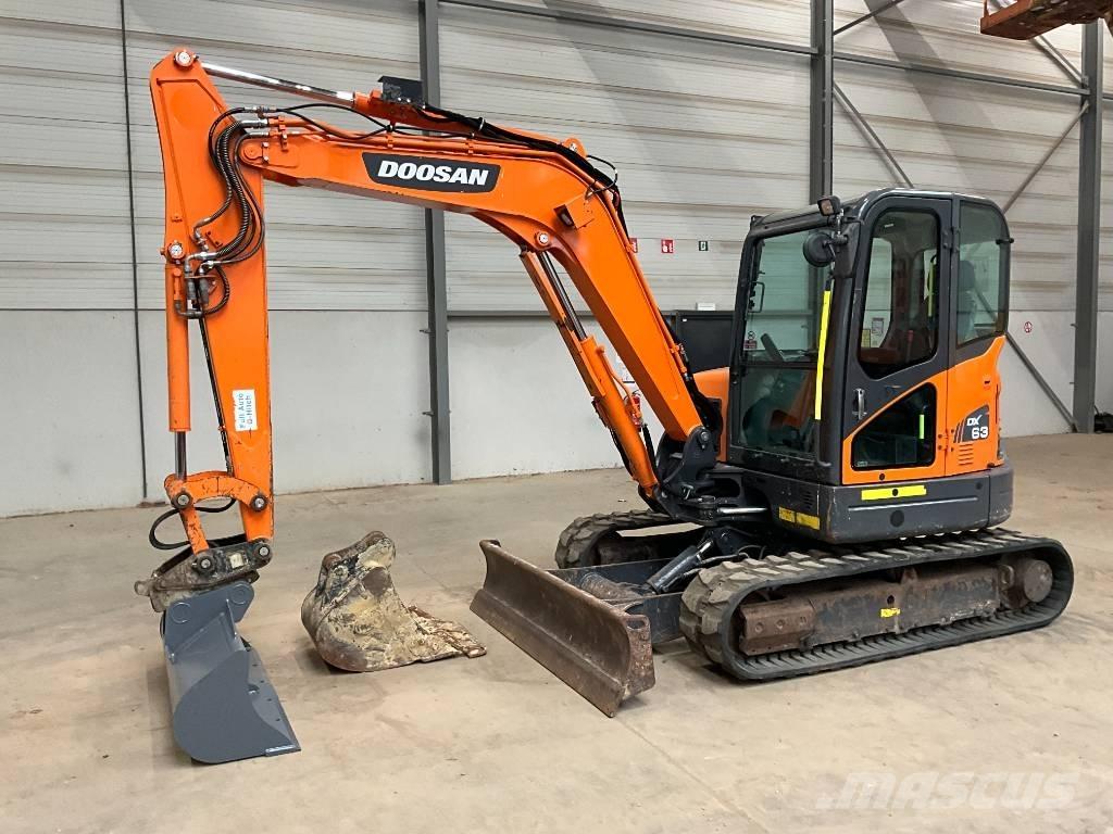 Doosan DX 63-3 حفارات صغيرة أقل من 7 طن (حفارات صغيرة)