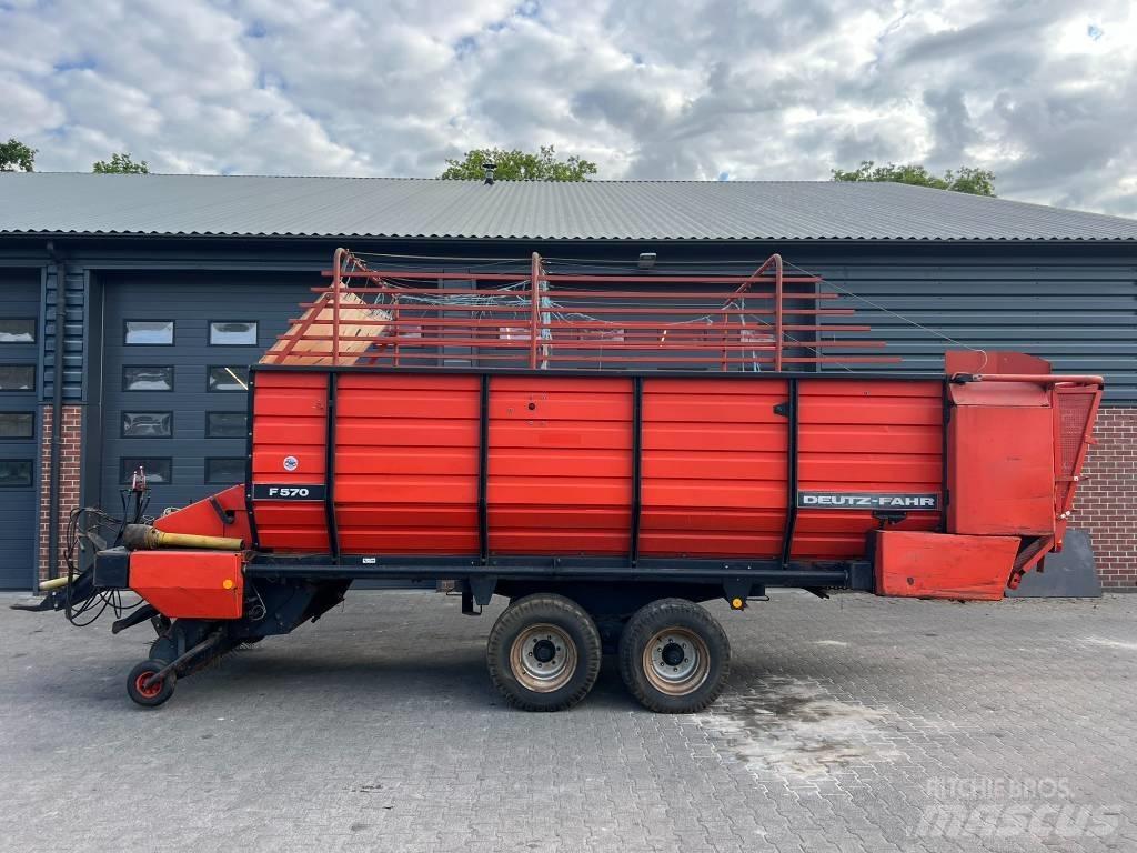 Deutz Fahr F 570 مقطورات ذاتية التحميل
