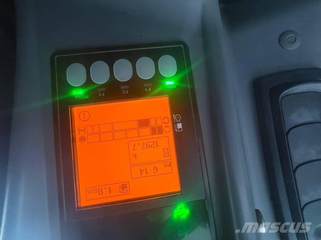 Yanmar Vio 50 حفارات صغيرة أقل من 7 طن (حفارات صغيرة)