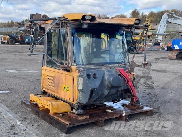 Bell B 50 D USED CAB كابينة والداخلية